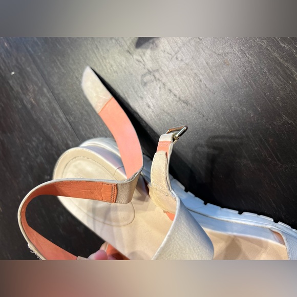 Cole Haan Sandals, Size 10 - Picture 7 of 9